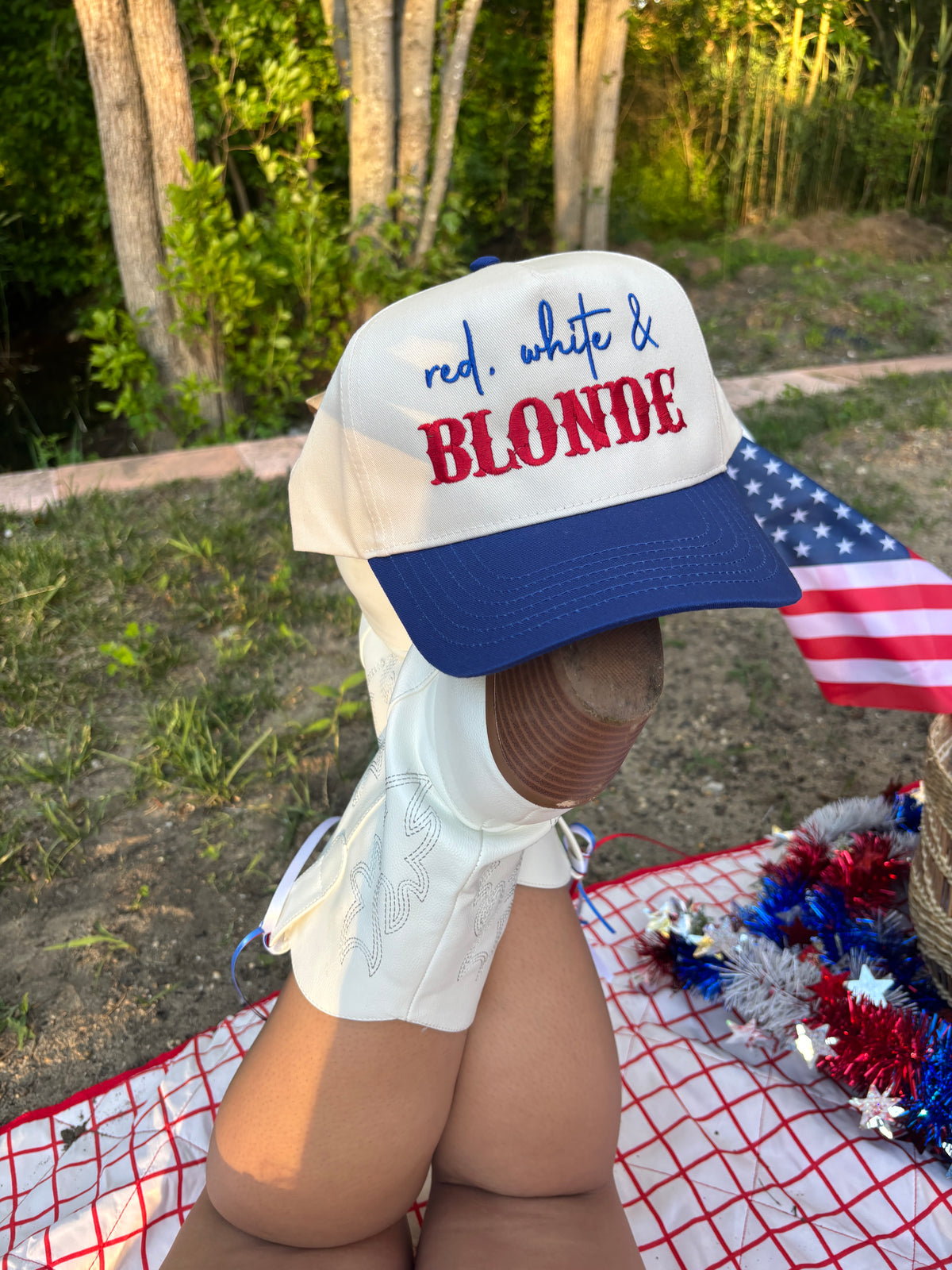 Blonde x 4th
