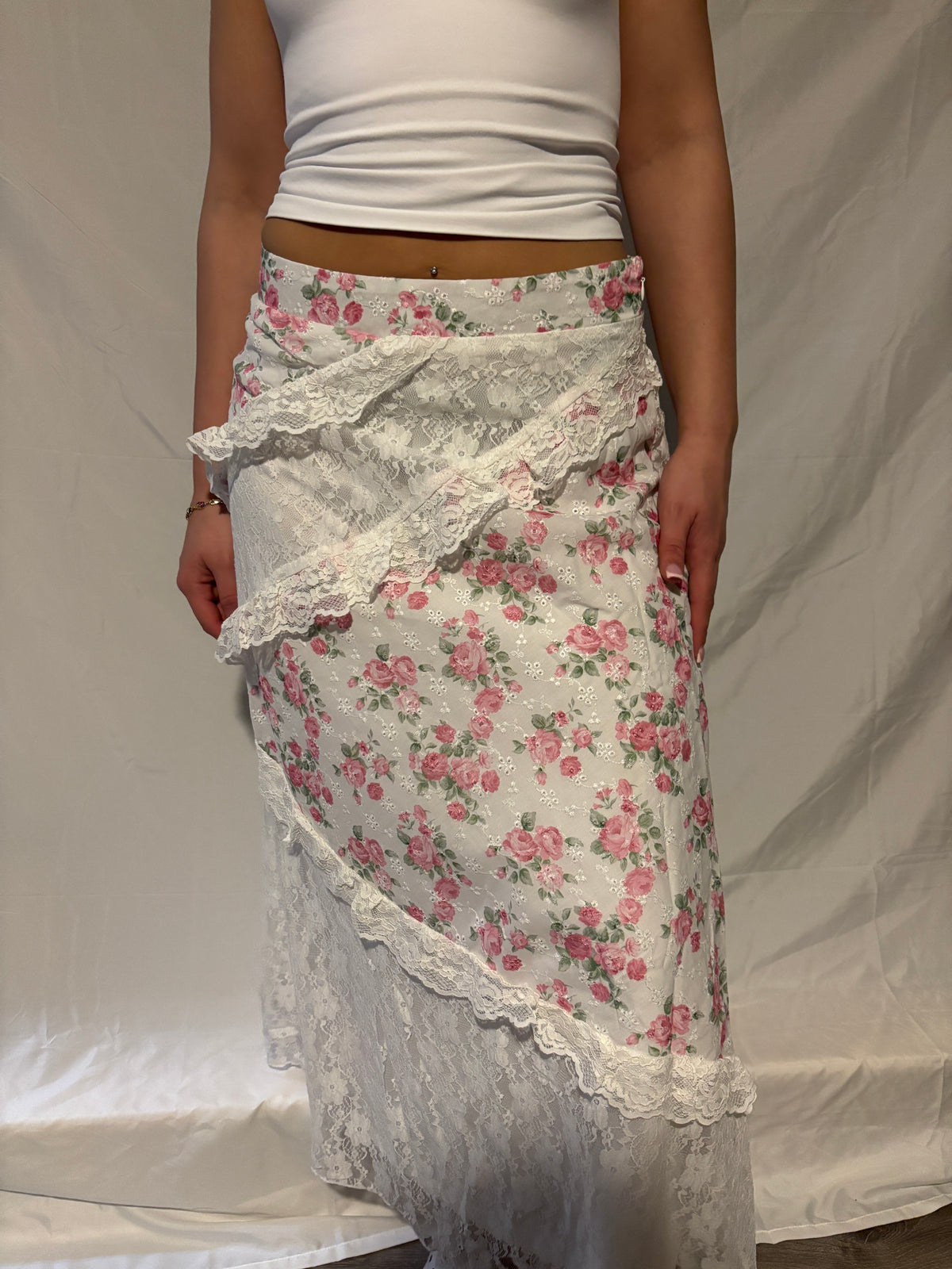 Sweet Peony Lace Overlay Skirt